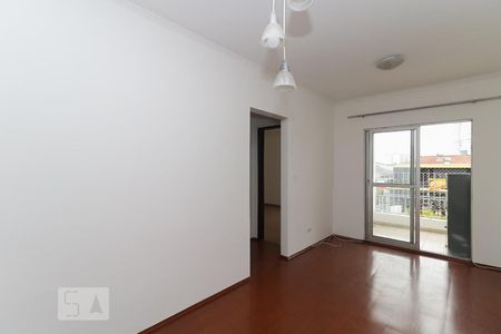 Sala de apartamento à venda com 2 quartos, 69m² em Vila Osasco, Osasco