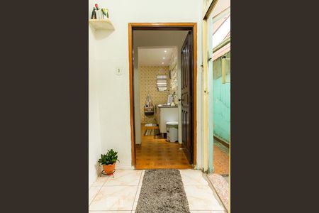 Hall de Entrada de casa à venda com 2 quartos, 81m² em Vila Osasco, Osasco