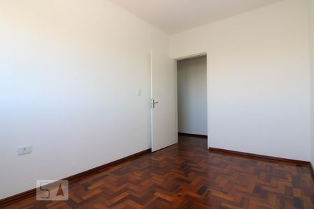 Quarto 1 de apartamento para alugar com 2 quartos, 65m² em Sarandi, Porto Alegre