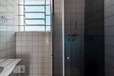 Banheiro de apartamento para alugar com 3 quartos, 62m² em Renascença, Belo Horizonte
