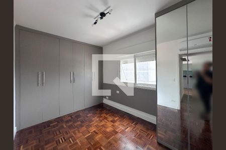 Suíte de apartamento para alugar com 2 quartos, 75m² em Brooklin Paulista, São Paulo