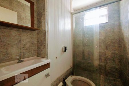 Banheiro  de apartamento para alugar com 1 quarto, 50m² em Jacarepaguá, Rio de Janeiro