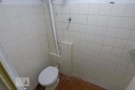 Banheiro de casa para alugar com 1 quarto, 40m² em Cambuci, São Paulo