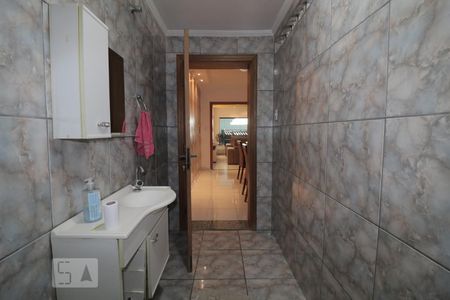 Lavabo de casa para alugar com 4 quartos, 340m² em Jardim Anália Franco, São Paulo