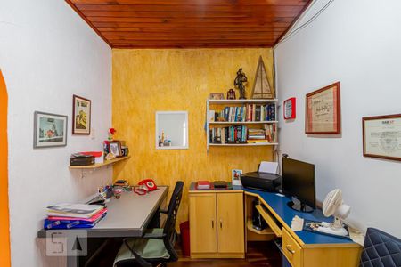 Escritório de casa para alugar com 4 quartos, 166m² em Cambuci, São Paulo
