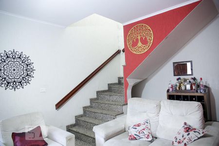Sala de casa para alugar com 6 quartos, 310m² em Vila Industrial, São Paulo