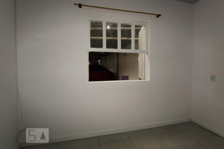 Dormitório de casa para alugar com 1 quarto, 42m² em Santo Antônio, Porto Alegre