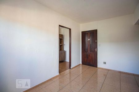 Sala  de apartamento para alugar com 2 quartos, 48m² em Jardim Itu, Porto Alegre