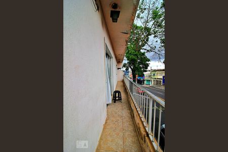 Varanda de casa à venda com 3 quartos, 148m² em Vila Curuçá, Santo André