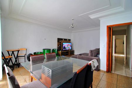 Sala de casa à venda com 3 quartos, 148m² em Vila Curuçá, Santo André