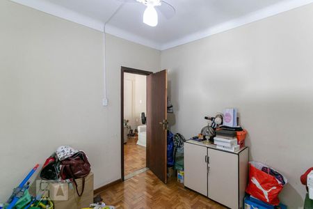 Quarto 1 de casa para alugar com 6 quartos, 260m² em Glória, Belo Horizonte