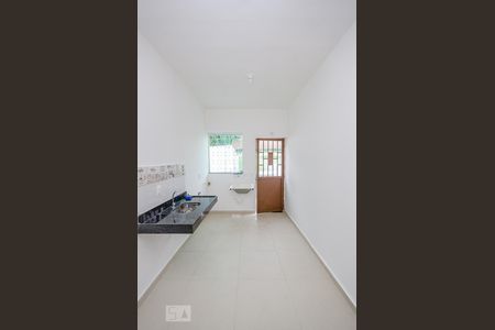 Sala - Cozinha de casa para alugar com 1 quarto, 43m² em Bonfim, Belo Horizonte