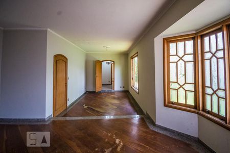 Sala de Estar de casa para alugar com 5 quartos, 700m² em Parque Taquaral, Campinas