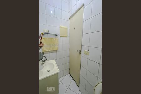 Lavabo de casa de condomínio para alugar com 2 quartos, 160m² em Mooca, São Paulo