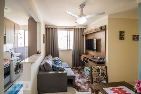 Sala de apartamento para alugar com 2 quartos, 49m² em Jardim Nova Europa, Campinas