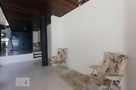 SALA de casa para alugar com 3 quartos, 300m² em Chácara das Pedras, Porto Alegre