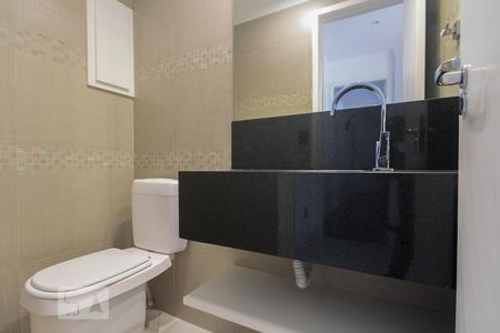 Lavabo  de apartamento para alugar com 4 quartos, 180m² em Mooca, São Paulo