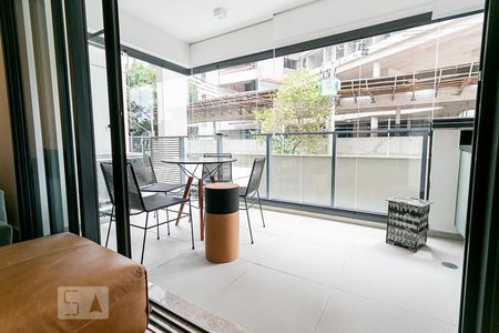 Varanda Gourmet de apartamento para alugar com 2 quartos, 90m² em Vila Madalena, São Paulo