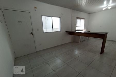 Sala de casa para alugar com 2 quartos, 60m² em Vila Califórnia, São Paulo