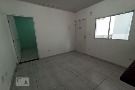 Sala de casa para alugar com 2 quartos, 60m² em Vila Califórnia, São Paulo