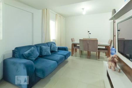 Sala de casa à venda com 3 quartos, 80m² em Partenon, Porto Alegre