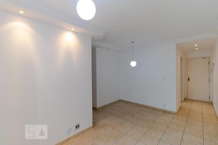 Salas de apartamento para alugar com 3 quartos, 69m² em Vila Nova Teixeira, Campinas