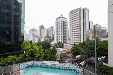 Vista da varanda da sala  de apartamento para alugar com 1 quarto, 50m² em Funcionários, Belo Horizonte