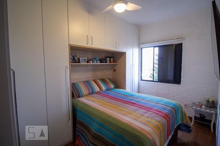 Quarto 1 de apartamento para alugar com 2 quartos, 55m² em Vila Alpina, São Paulo