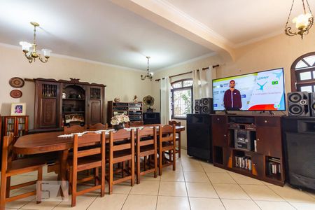 Sala de casa para alugar com 4 quartos, 150m² em Vila Yara, Osasco