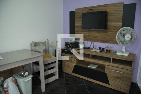Sala de apartamento para alugar com 2 quartos, 68m² em Padroeira, Osasco