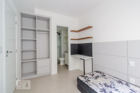 Quarto de apartamento para alugar com 1 quarto, 30m² em Farroupilha, Porto Alegre