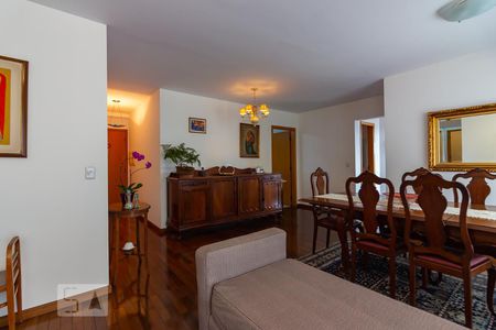Sala de apartamento para alugar com 4 quartos, 164m² em Vila Osasco, Osasco