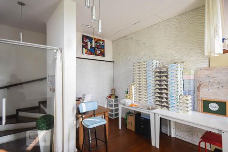 Sala 2 de casa para alugar com 7 quartos, 421m² em Fazenda Morumbi, São Paulo