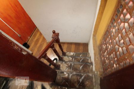 Escada de casa à venda com 7 quartos, 118m² em Bosque, Campinas
