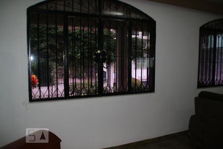 Sala de casa à venda com 4 quartos, 244m² em Curicica, Rio de Janeiro