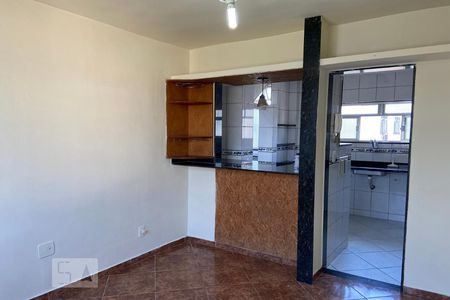 Sala de apartamento para alugar com 2 quartos, 65m² em Inhaúma, Rio de Janeiro