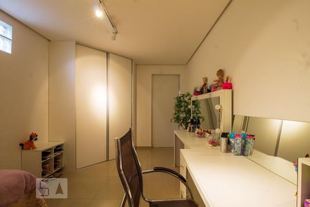 Quarto 1 de casa à venda com 2 quartos, 150m² em Aberta dos Morros, Porto Alegre