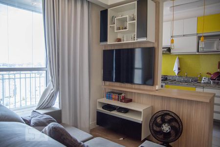 Sala de apartamento para alugar com 2 quartos, 55m² em Parque Industrial, Campinas