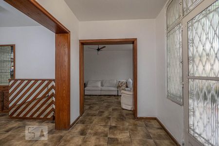 Sala de casa à venda com 3 quartos, 200m² em Tijuca, Rio de Janeiro
