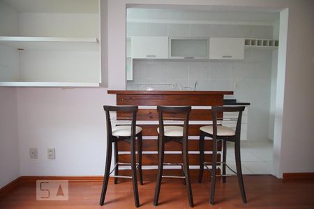 Sala  de apartamento à venda com 1 quarto, 42m² em Jardim Itu, Porto Alegre