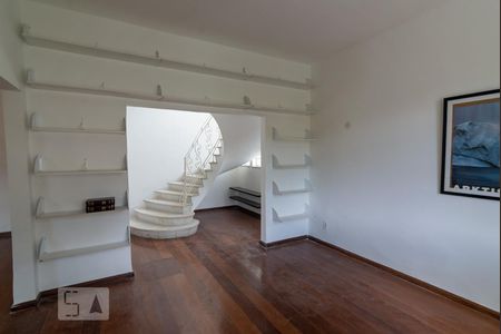 Sala de casa à venda com 4 quartos, 370m² em Tijuca, Rio de Janeiro