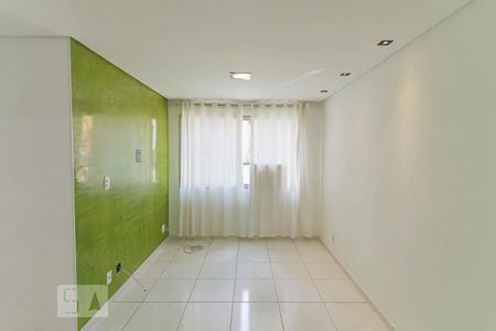Sala de apartamento à venda com 2 quartos, 77m² em Jardim Dabril, São Paulo