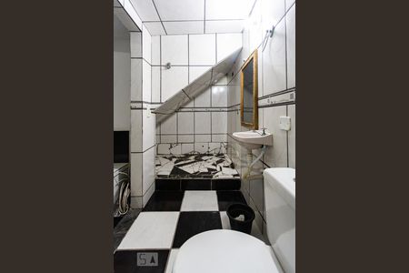 Banheiro de apartamento para alugar com 1 quarto, 20m² em Conceição, Osasco