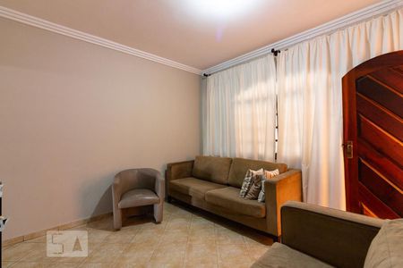 Sala de casa para alugar com 5 quartos, 125m² em Pestana, Osasco