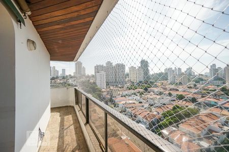 Varanda de casa de condomínio para alugar com 4 quartos, 520m² em Mooca, São Paulo