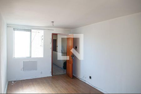 Sala de apartamento para alugar com 1 quarto, 47m² em Taquara, Rio de Janeiro