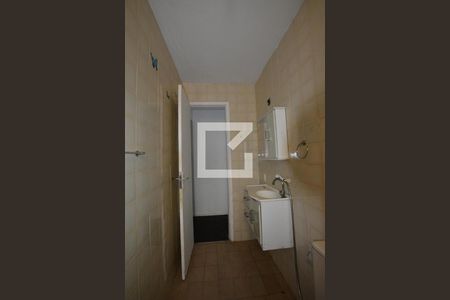 Banheiro Social de apartamento para alugar com 3 quartos, 60m² em Oswaldo Cruz, Rio de Janeiro
