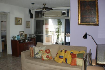 Sala de apartamento para alugar com 1 quarto, 75m² em Taquara, Rio de Janeiro