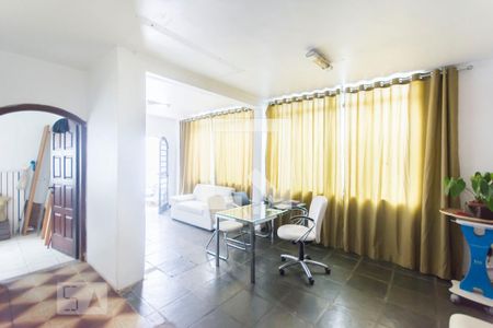 Casa à venda com 2 quartos, 462m² em Jardim do Lago, Campinas