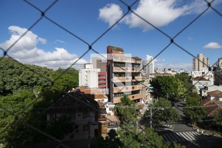 Vista da Sala de apartamento para alugar com 3 quartos, 93m² em Petrópolis, Porto Alegre